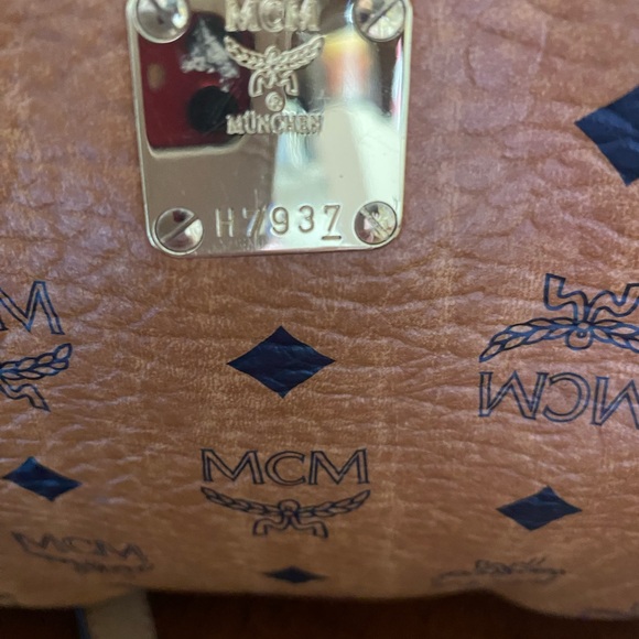 MCM Vintage Cognac Visetos Boston Bag in EUC with shoulder strap $250 - Picture 2 of 12